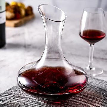 Wine Decanter with Handle - 1500 ml