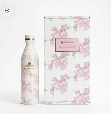 Stanley 1913 x LoveShackFancy | All Day Carry Slim Bottle | 475 ML | Rosa Beaux Pink