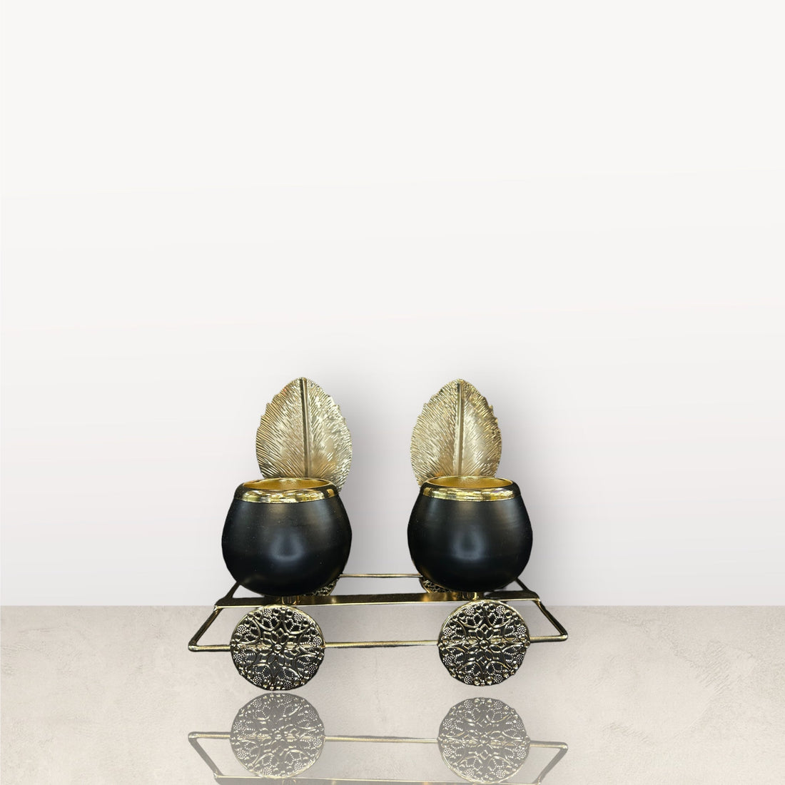 Metal Car Style Candle Stand